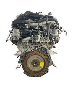 Alternative view of Nissan GT-R GTR R35 V6 3,8 V6 Benzin VR38DETT VR38 11000-JF0HA