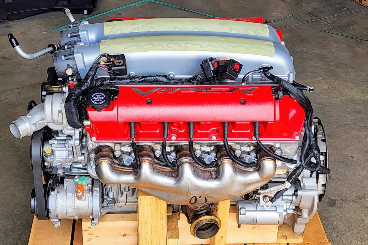 Dodge Viper SRT-10 8.4L V10 Crate Engine
